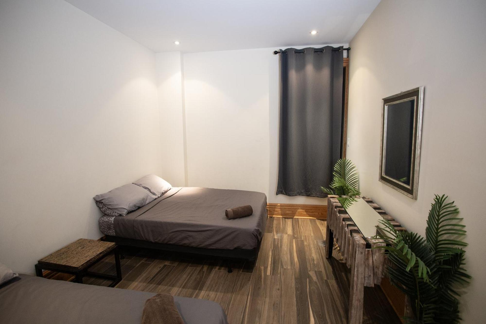 Spacious Downtown Montreal Apartment, 4Br-2Ba,Free Wifi Екстер'єр фото